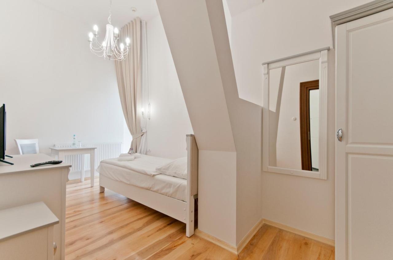 Hotel Moszna Zamek Esterno foto