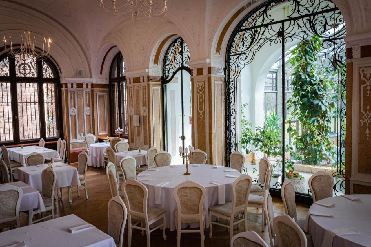 Hotel Moszna Zamek Esterno foto