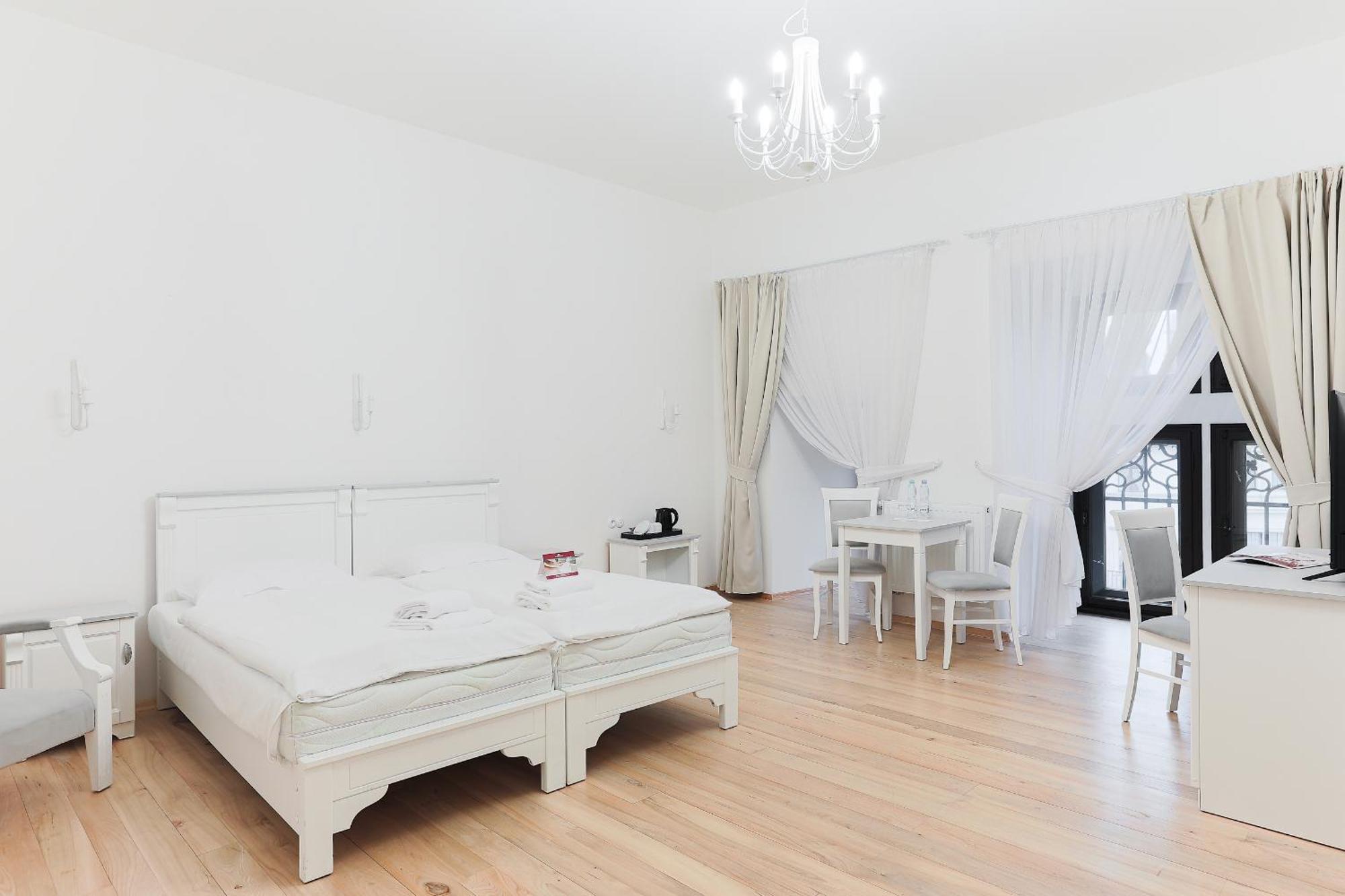 Hotel Moszna Zamek Esterno foto