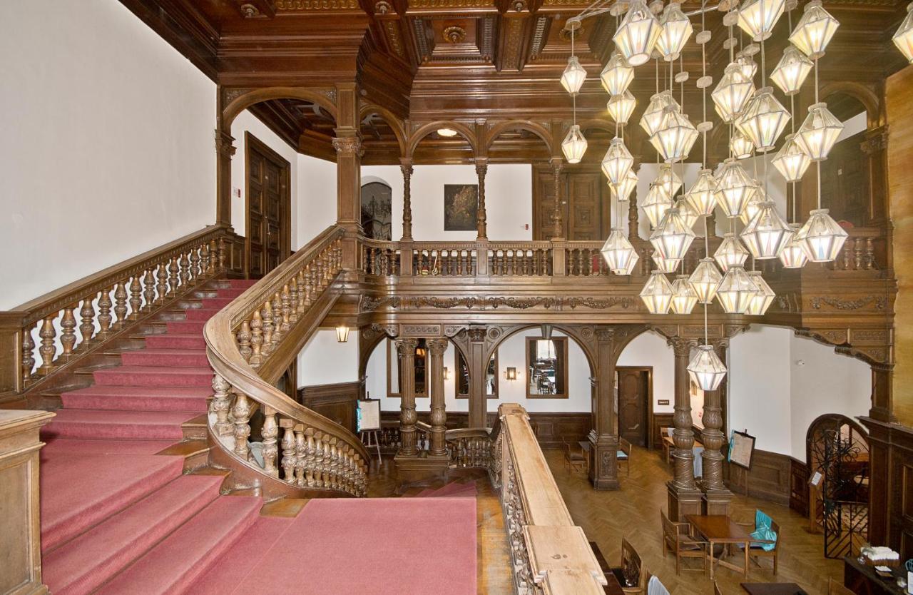 Hotel Moszna Zamek Esterno foto